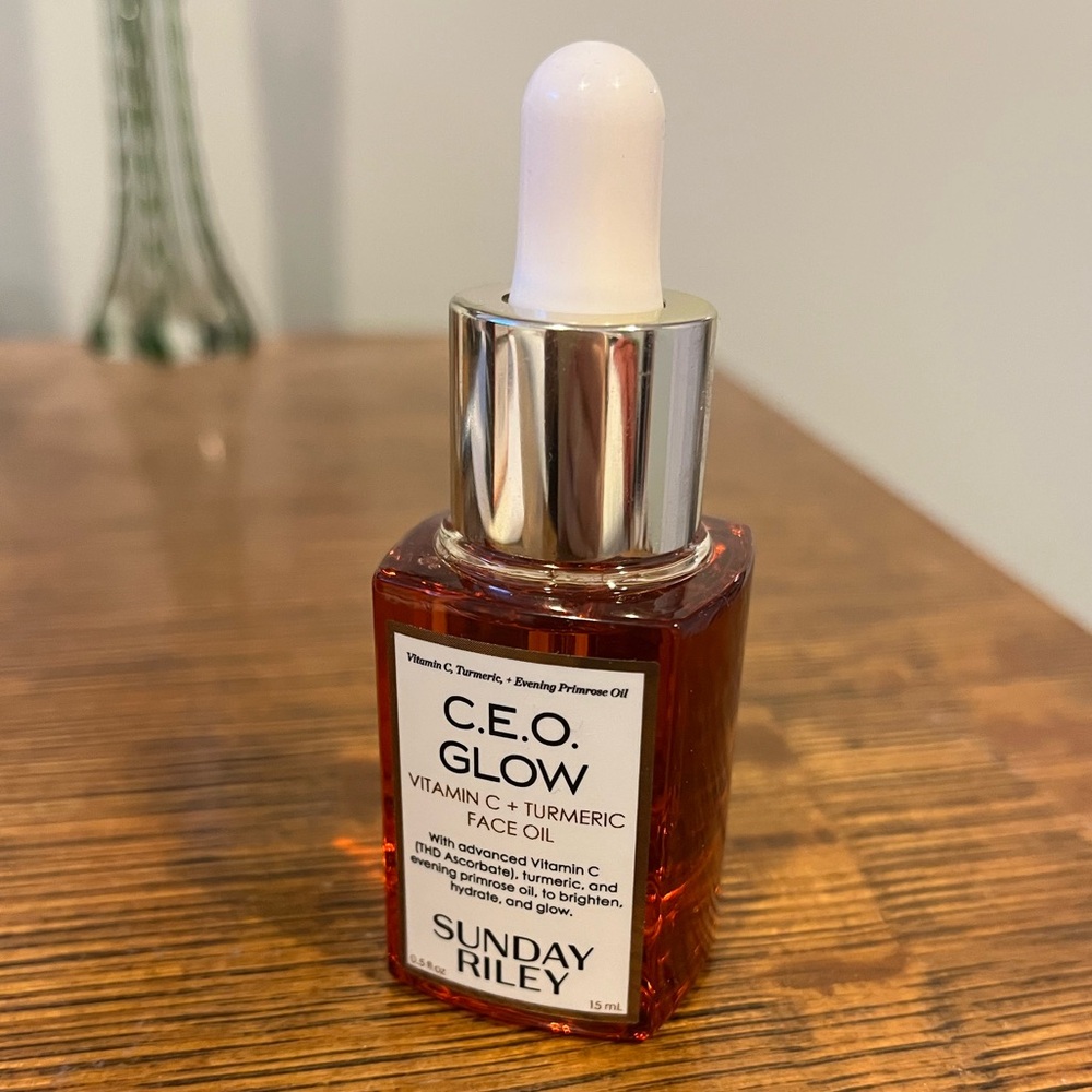 Sunday Riley C.E.O. Glow Vitamin C & Turmeric Face Oil - Orange